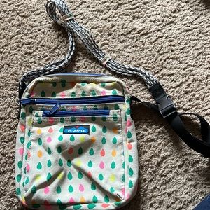 Kavu crossbody bag.